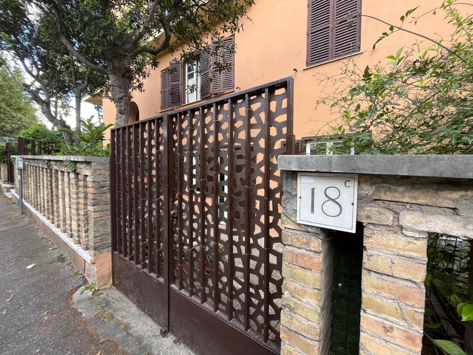 Casa Due Allori Rome Bagian luar foto